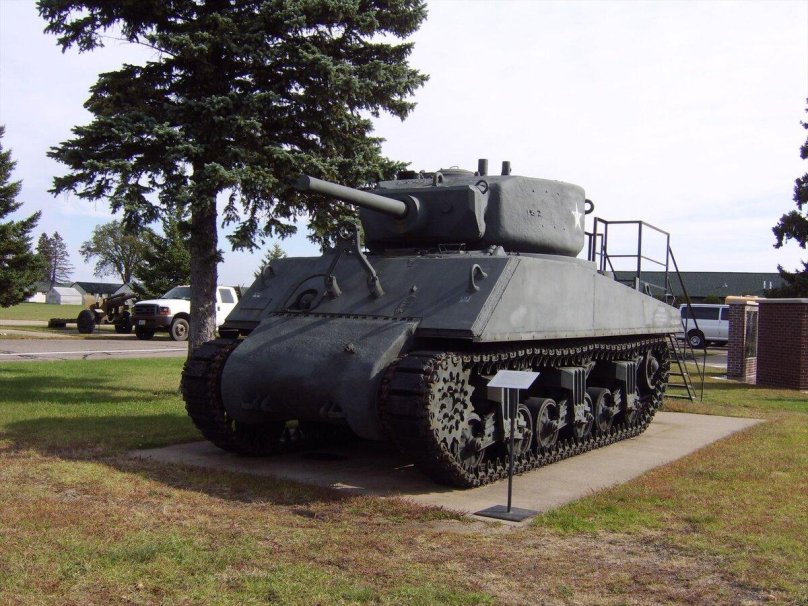 Танк м4а3е2 Шерман джамбо