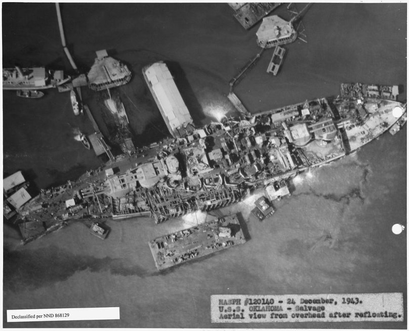 Линкор Аризона Перл Харбор