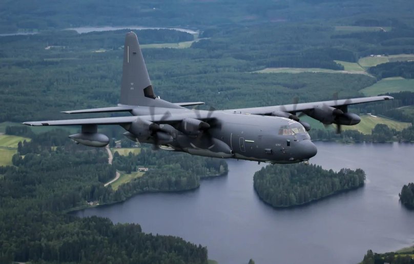 Самолет c-130 Геркулес