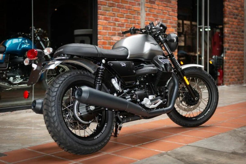 Moto Guzzi v7 Scrambler