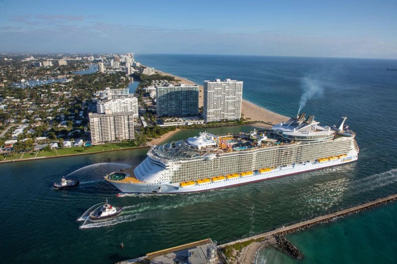 Оазис морей круизный лайнер