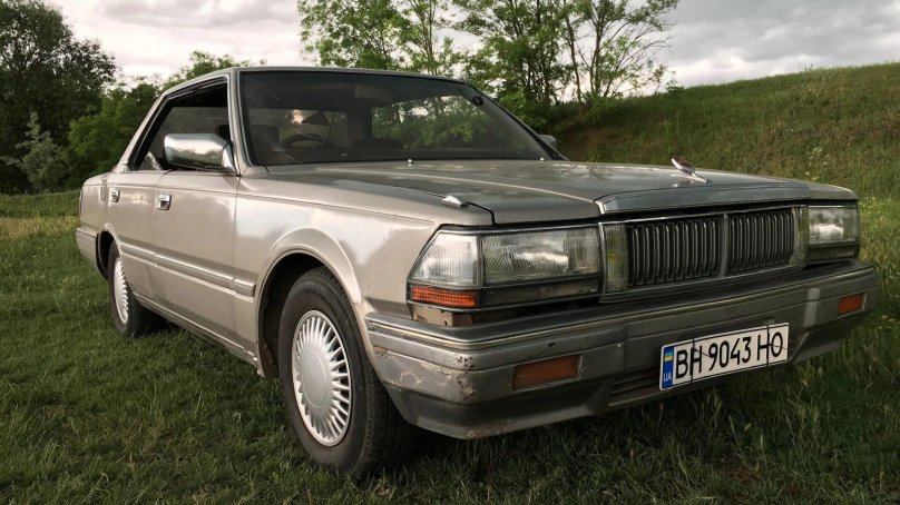 Nissan Cedric 1987