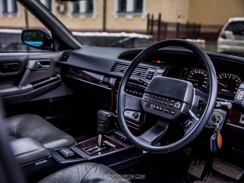 Nissan Cedric y31 салон