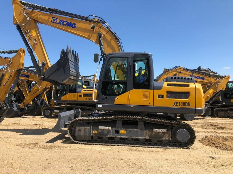 Экскаватор XCMG xe180dn