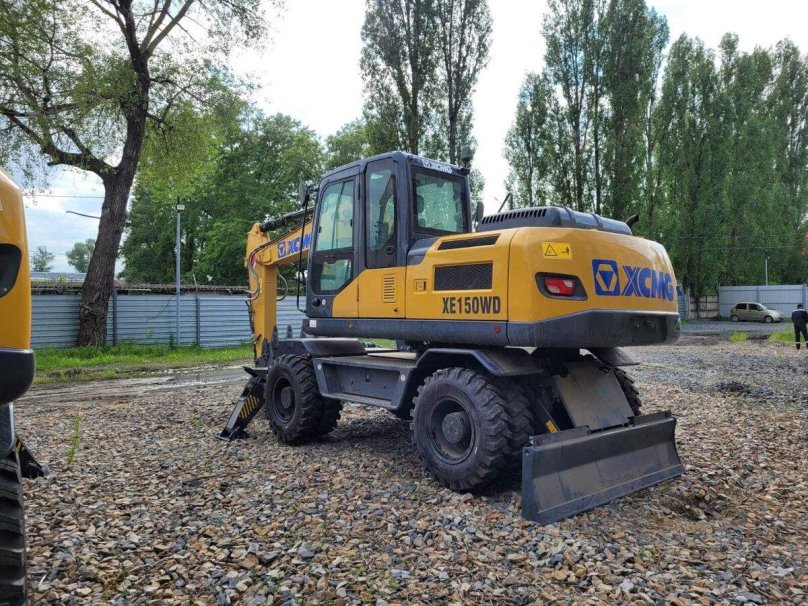 Экскаватор XCMG xe150