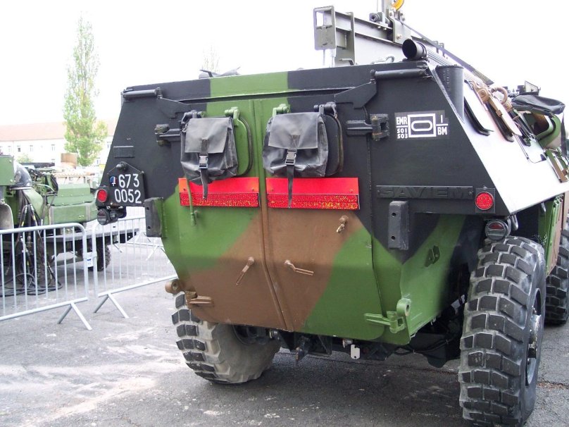 Streit Group 4x4 APC