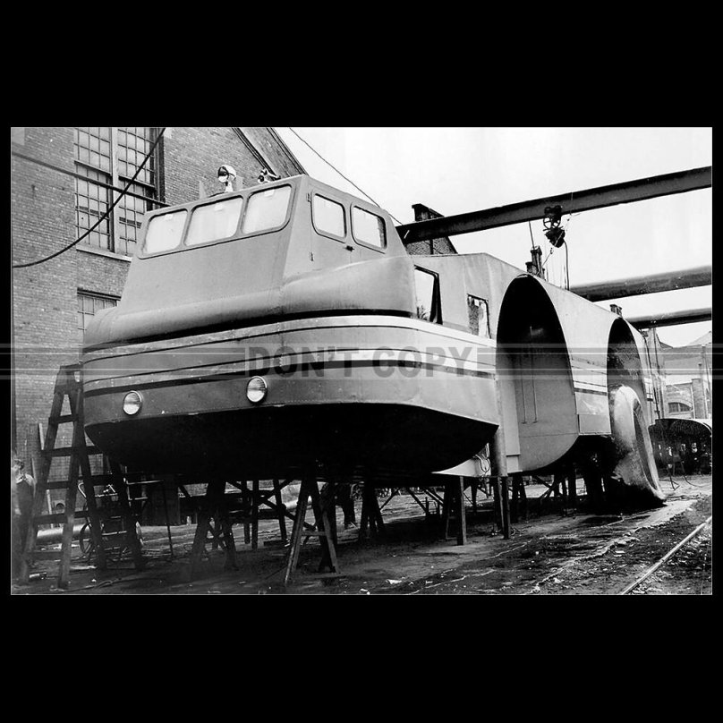 Снежный крейсер Берда