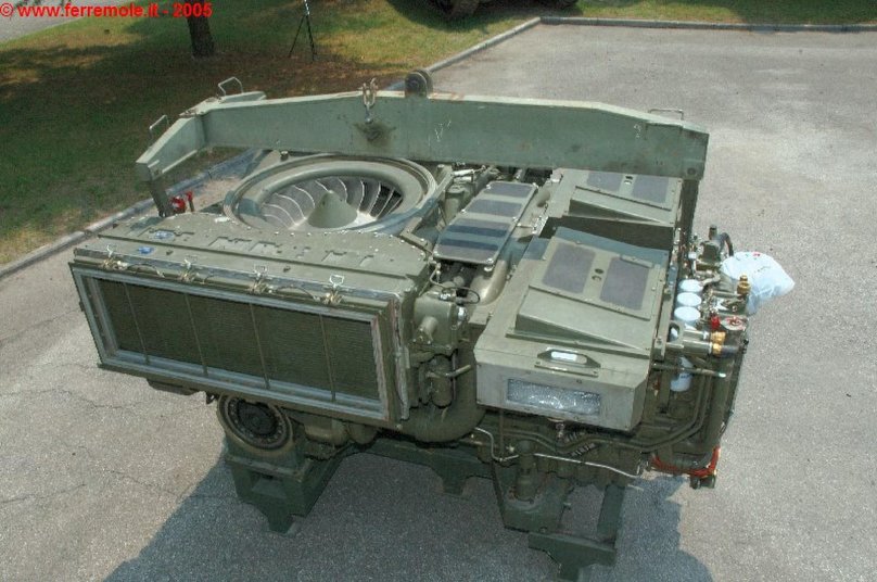 Танк c1 Ариете внутри