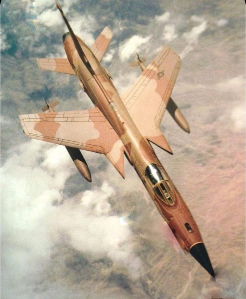 F 105 самолет