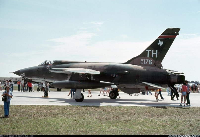 F-105d