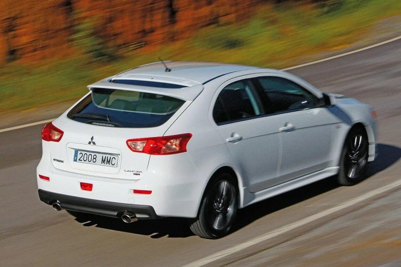 Mitsubishi Lancer Evolution 10 хэтчбек