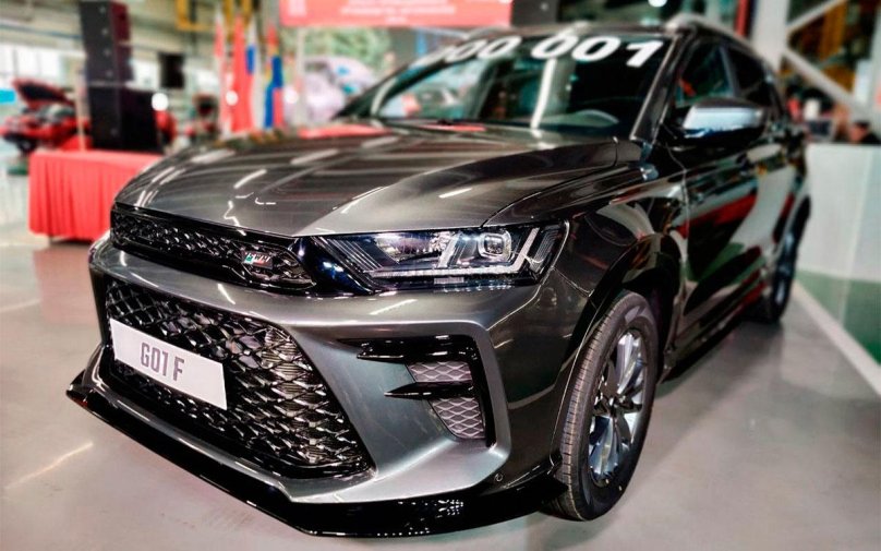 Китайский кроссовер SWM G 01