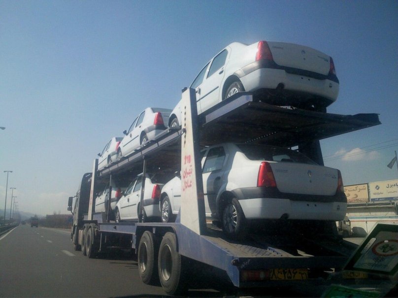 Грузовые машины в Иране