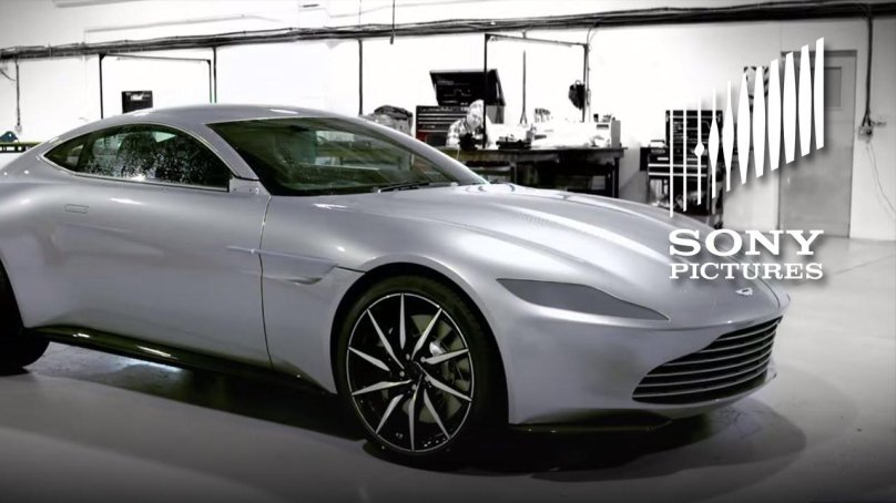 Астон Мартин Джеймса Бонда спектр