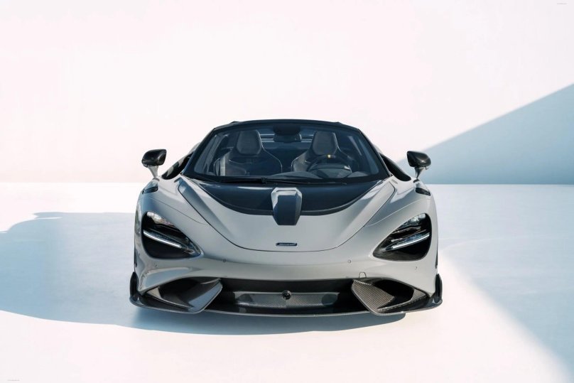 MCLAREN 765lt 2022