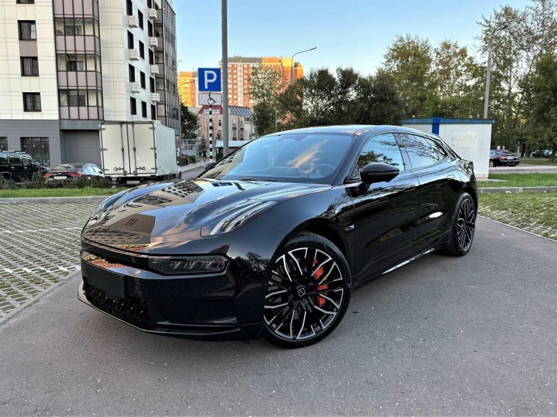 Zeekr 001 2024 черный