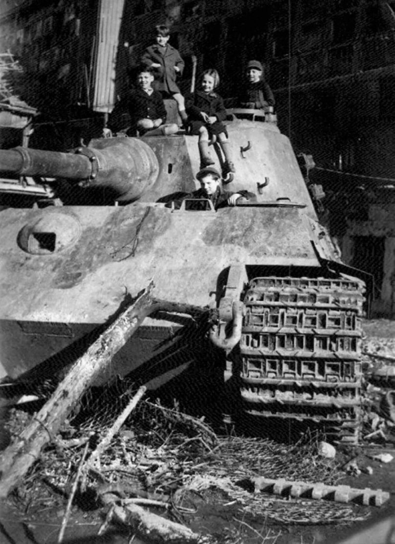 Танки 2 мировой войны Королевский тигр