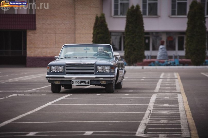 ЗИЛ 41044 парадный