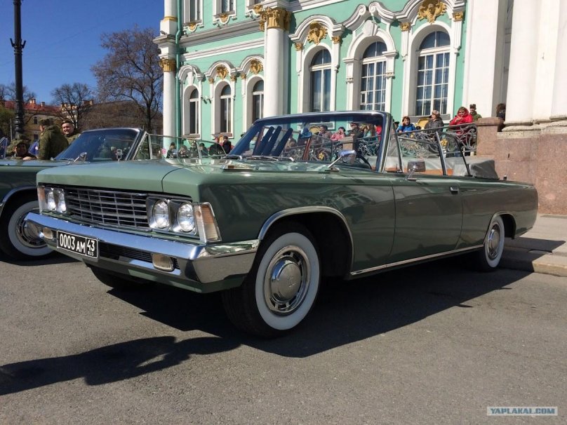 ЗИЛ 41041 парад