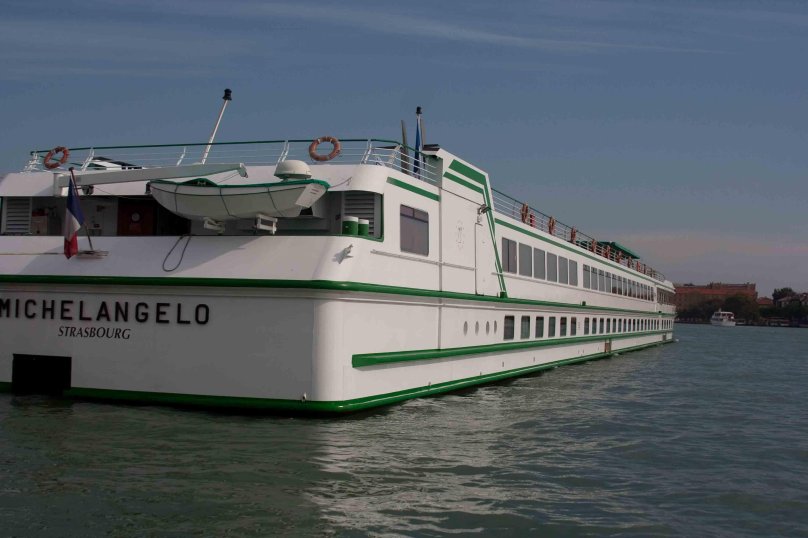 Корабль Микеланджело