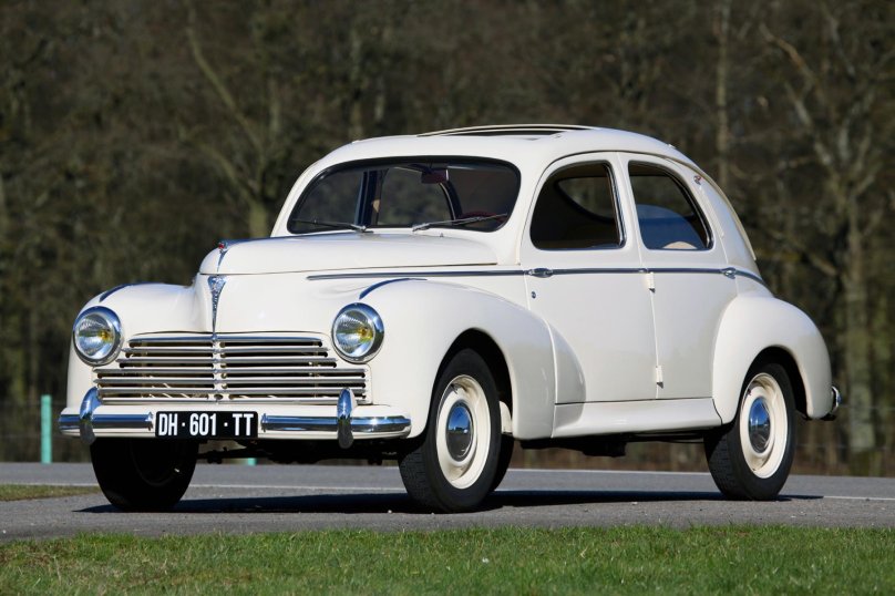 Peugeot 402