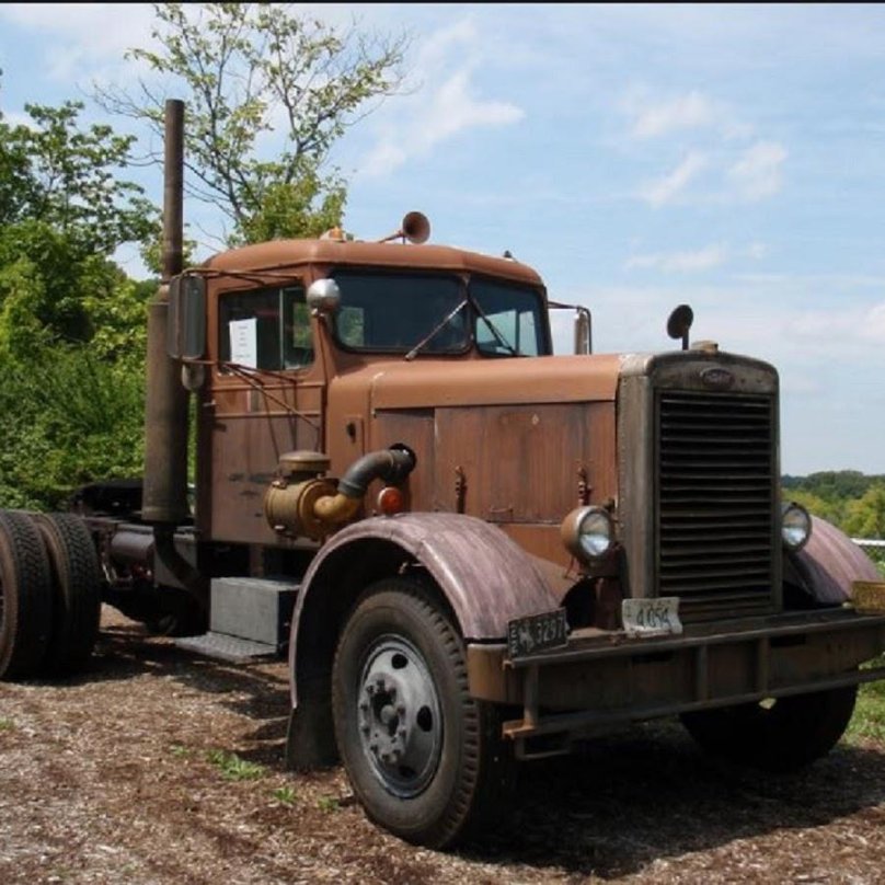 Петербилт 281