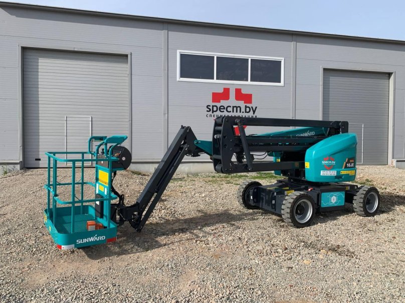 Самоходный коленчатый подъемник Genie z-33/18