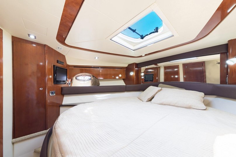 Яхта Меридиан 381