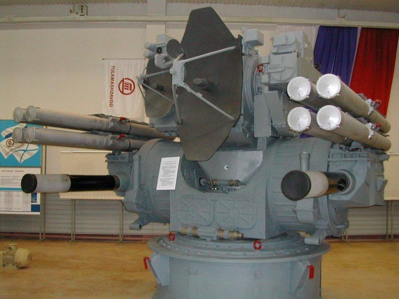 Кортик зенитный ракетно-артиллерийский комплекс