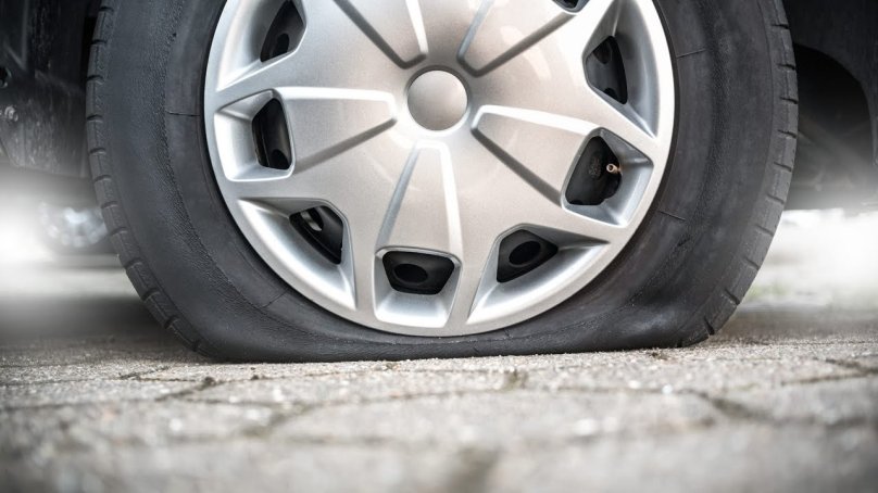 Спущенное колесо