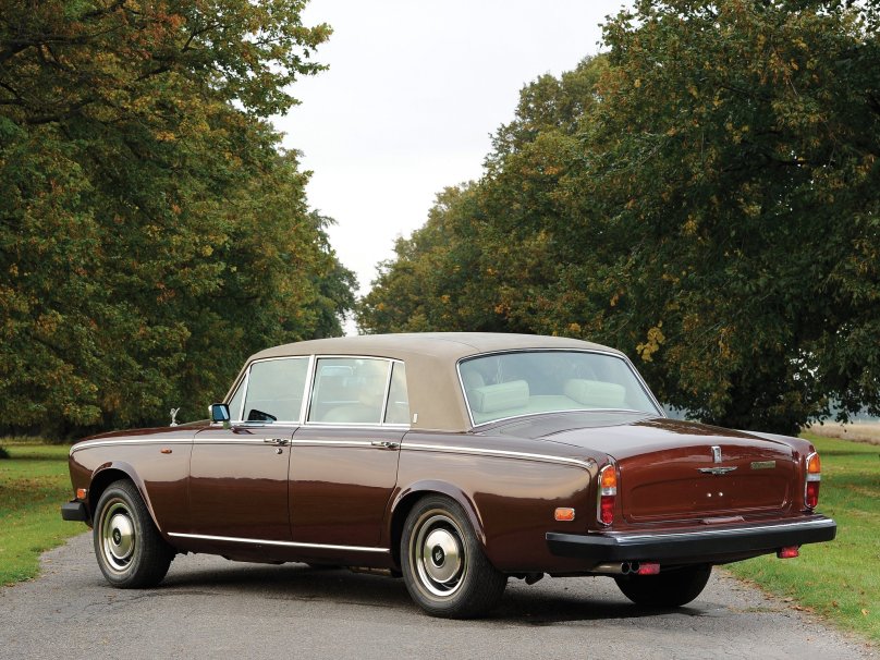 Роллс Ройс 1977