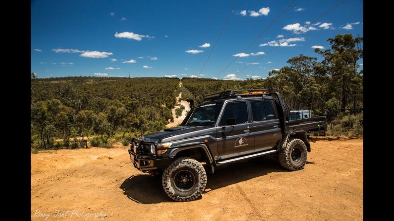 Toyota Land Cruiser 70 off Road