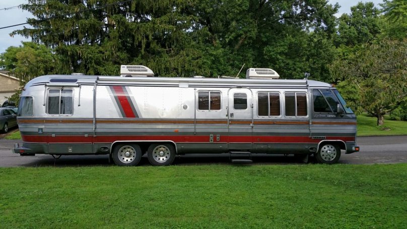 Airstream 345