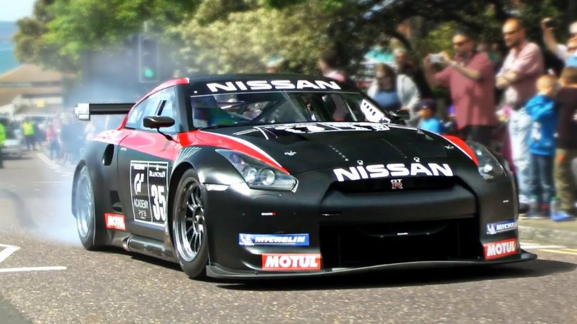 Nissan GTR Nismo real Racing