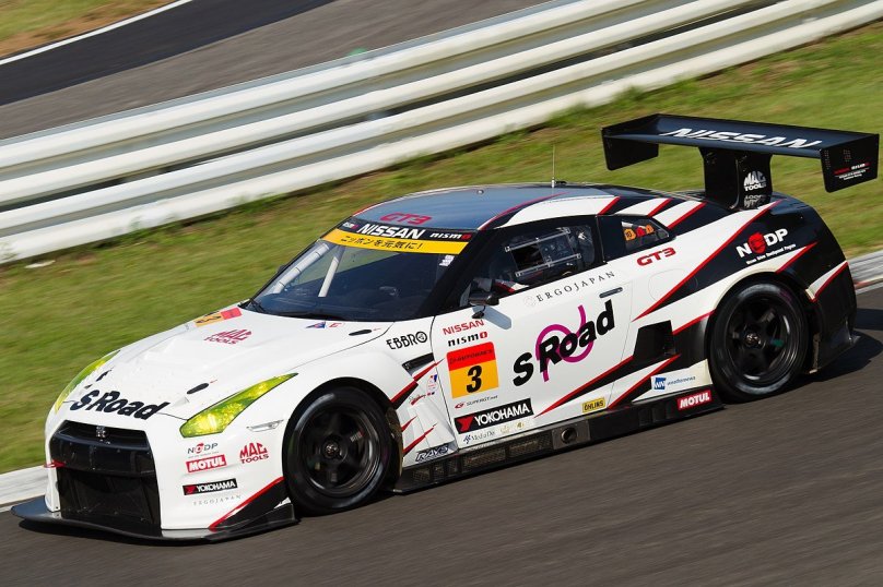 Nissan gt300