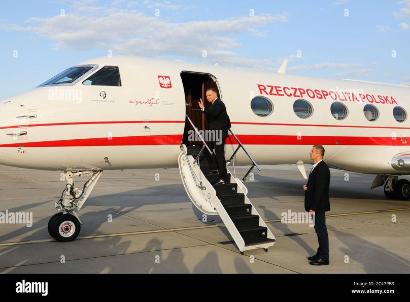 Самолет Анджея Дуды