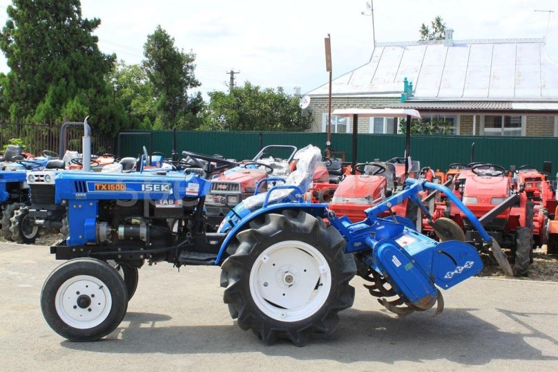 Японский трактор Исеки с фрезой 1500 сил