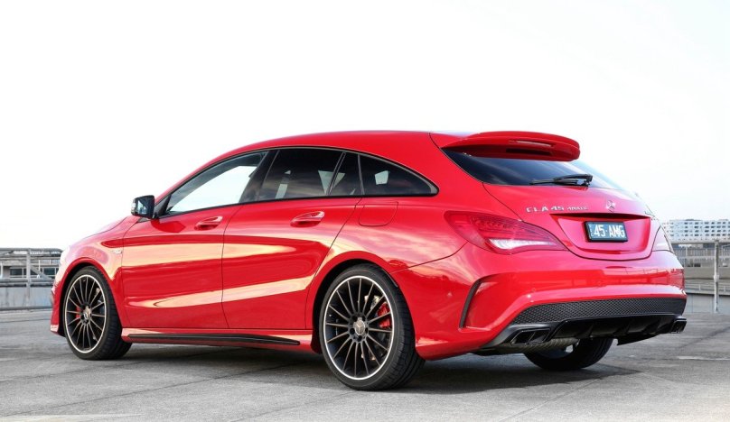Mercedes CLA 45 AMG shooting Brake