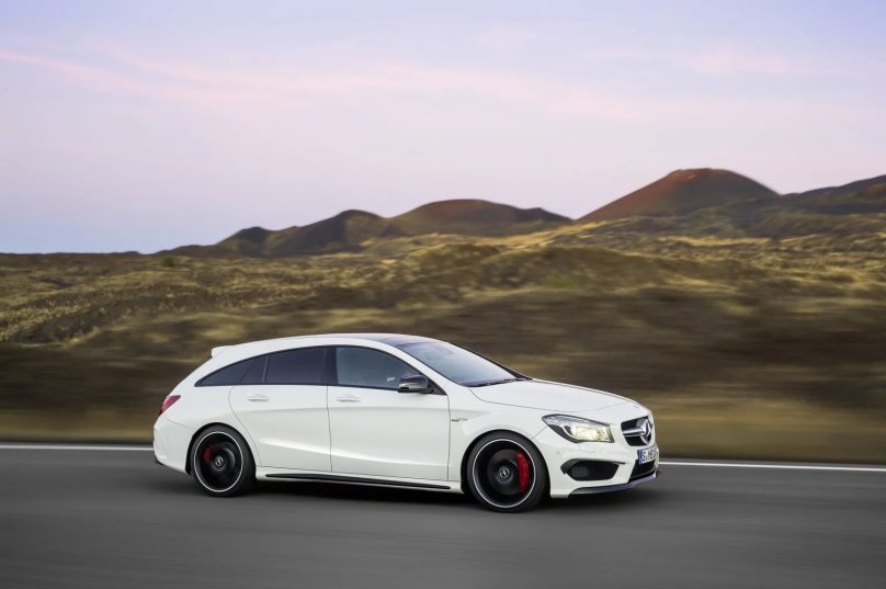 Mercedes CLA 250 AMG shooting Brake