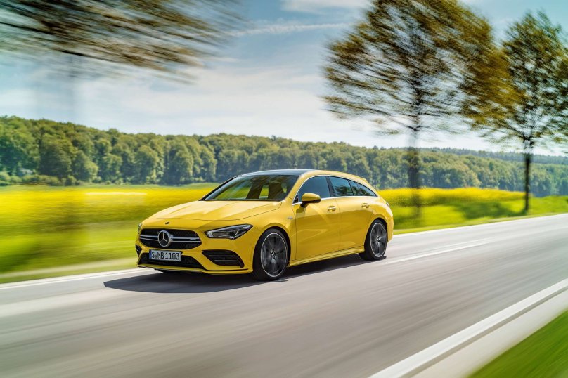 Mercedes Benz AMG CLA 35
