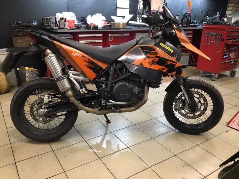 KTM 690 SMC