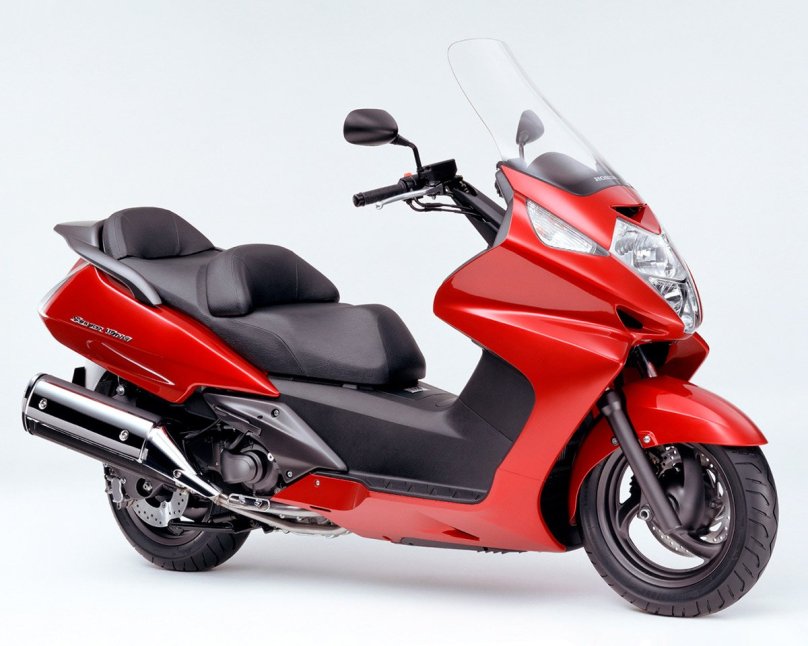 Honda Silver Wing (Scooter)