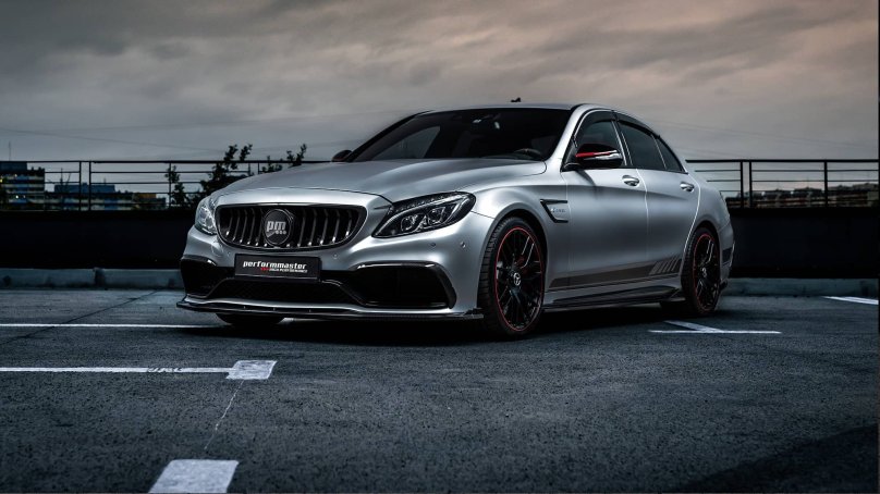 Мерседес с63 АМГ 2022