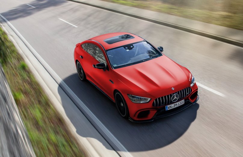Mercedes AMG gt седан