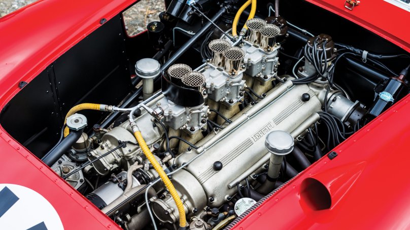 Двигатель спорт Кара Феррари 1900 годов