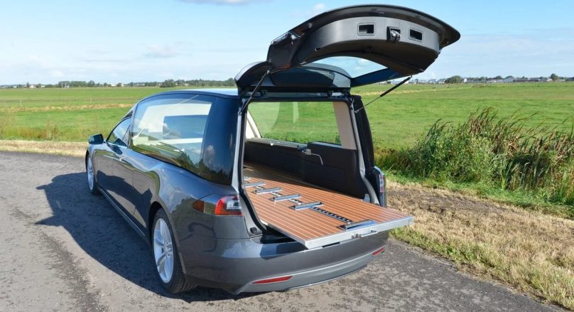 Tesla 3 багажник