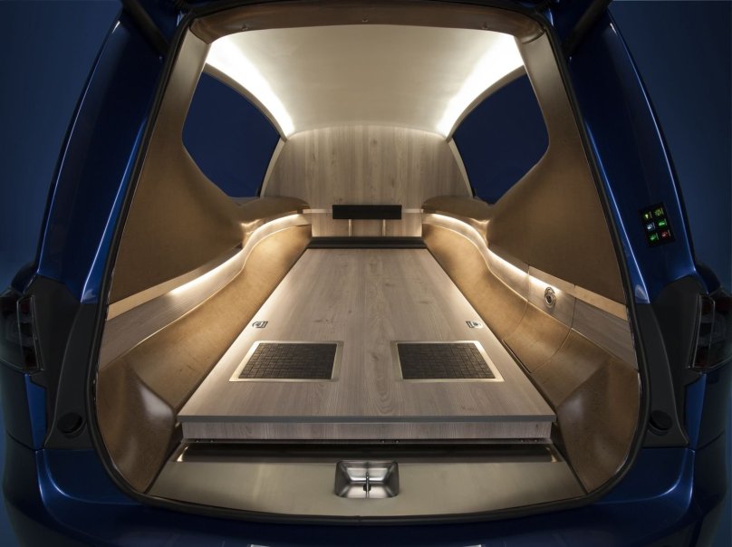 Tesla model s багажник