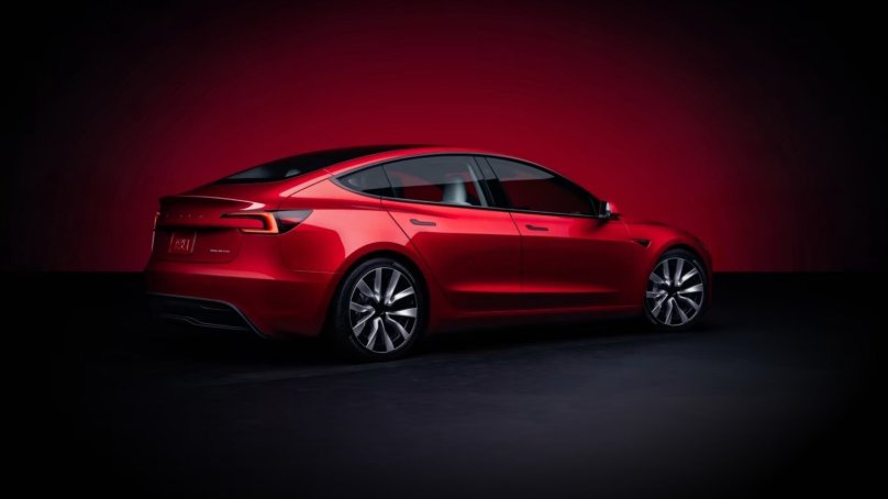 Новая Тесла 3 2024