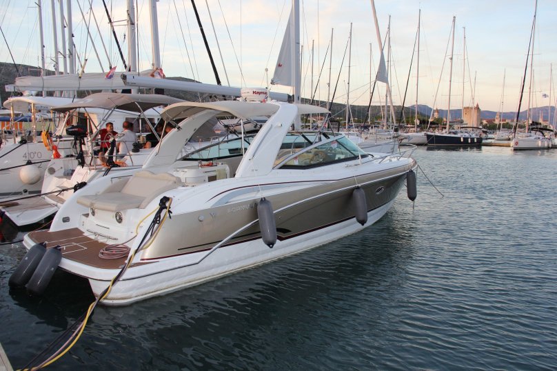 Formula 350 Sun Sport