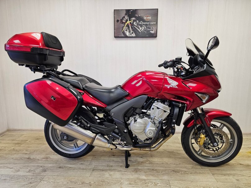 Хонда спорт турист 600